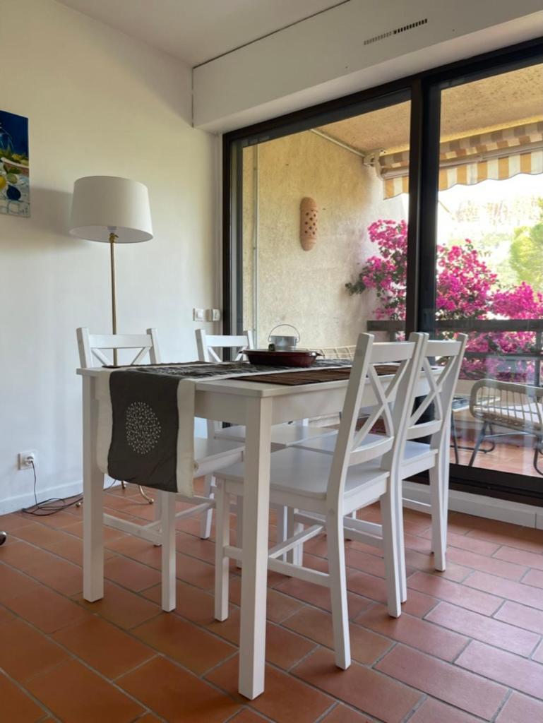 Le Nais - Proche Centre - Parking - Wifi Apartment Cassis Bagian luar foto